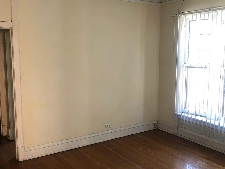 753 W Bittersweet Pl #1 — Photo 8