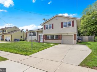 809 Woodlane Rd, Beverly, NJ 08010