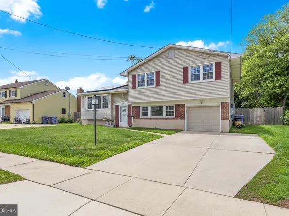 809 Woodlane Rd, Beverly, NJ 08010