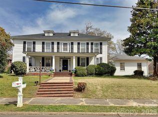 192 W Court St, Rutherfordton, NC 28139