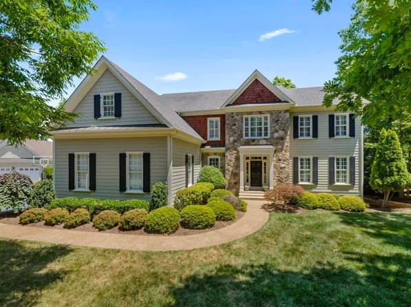 3518 Glasgow Ln, Keswick, VA 22947