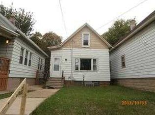 1332 W Windlake Ave, Milwaukee, WI 53215