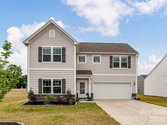 4th image of 116 Charleston Gray Way