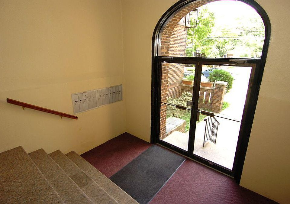 99 S Grove St Valley Stream NY Zillow