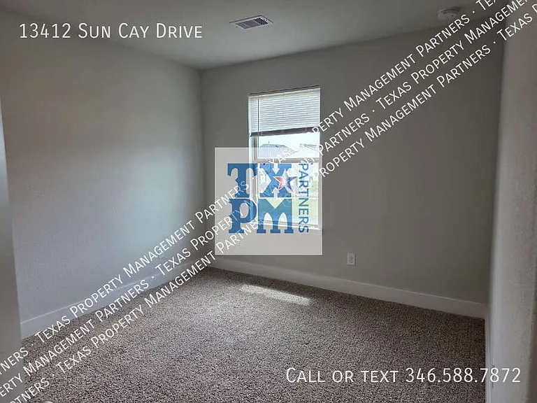13412 Sun Cay Dr — Photo 10