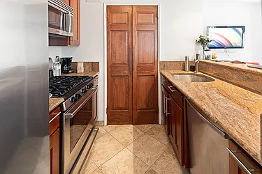 Rented by Barlavi Inc.