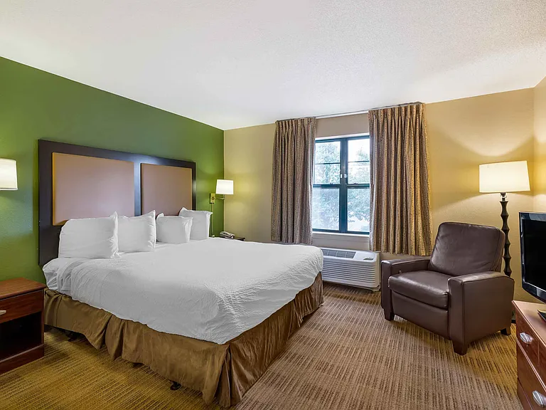 Studio Suite - 1 King Bed