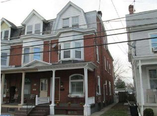 141 W Washington St, Fleetwood, PA 19522