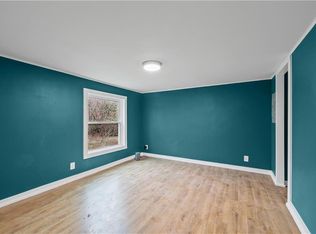 305 N Smith St, Windsor, MO 65360