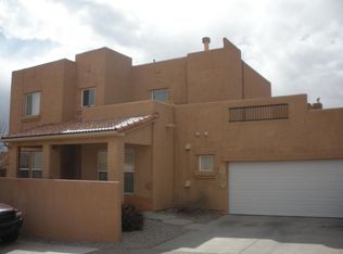 6785 Camino Rojo, Santa Fe, NM 87507