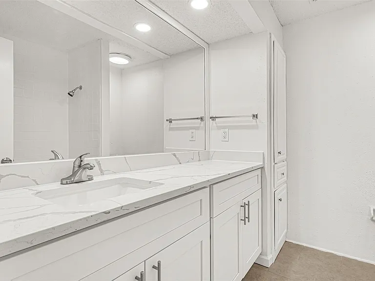 2022 Lakewood Ct — Photo 18