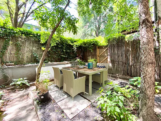 Rented by Vector New York, LLC | media 2