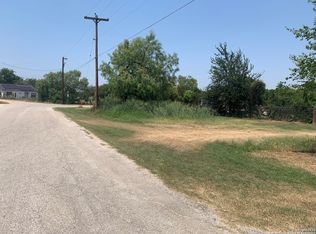 19750 E 5th St LOT 1, Somerset, TX 78069