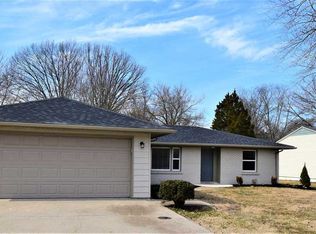 2910 Carlton Ln, Evansville, IN