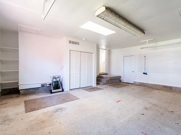 18 Cardwell Way — Photo 15