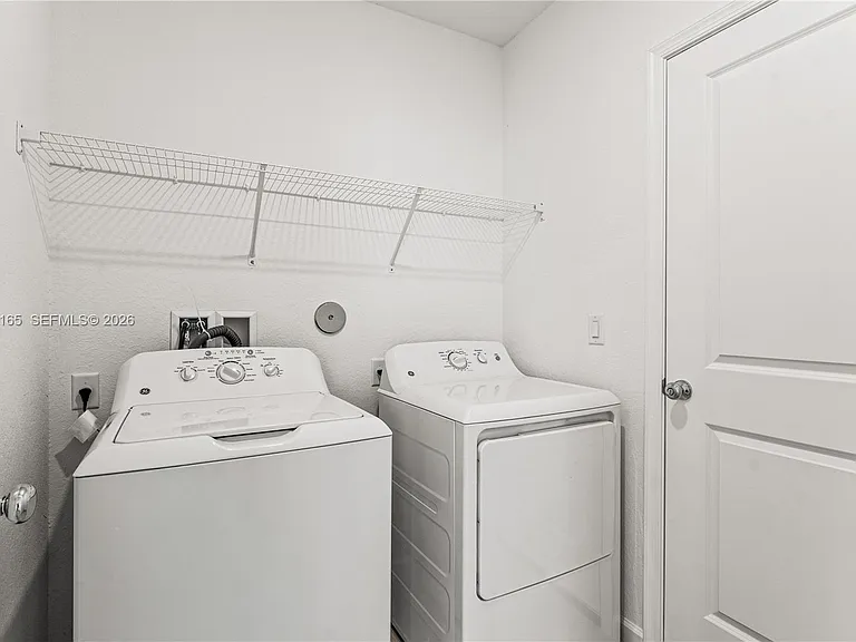 10722 Moon Rise Ln — Photo 15