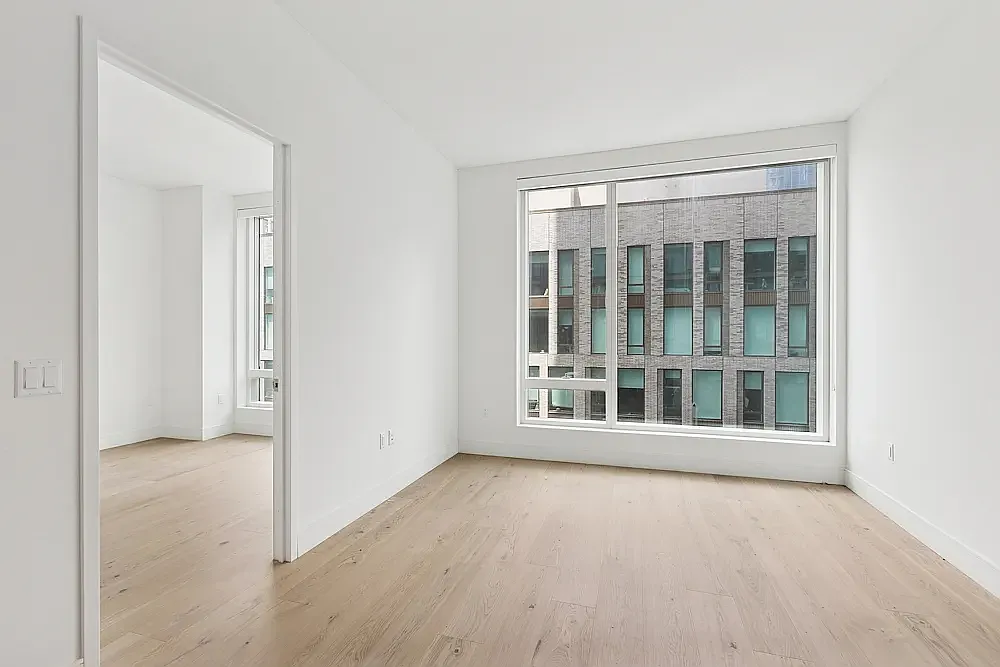 312 West 43rd Street — Photo 1