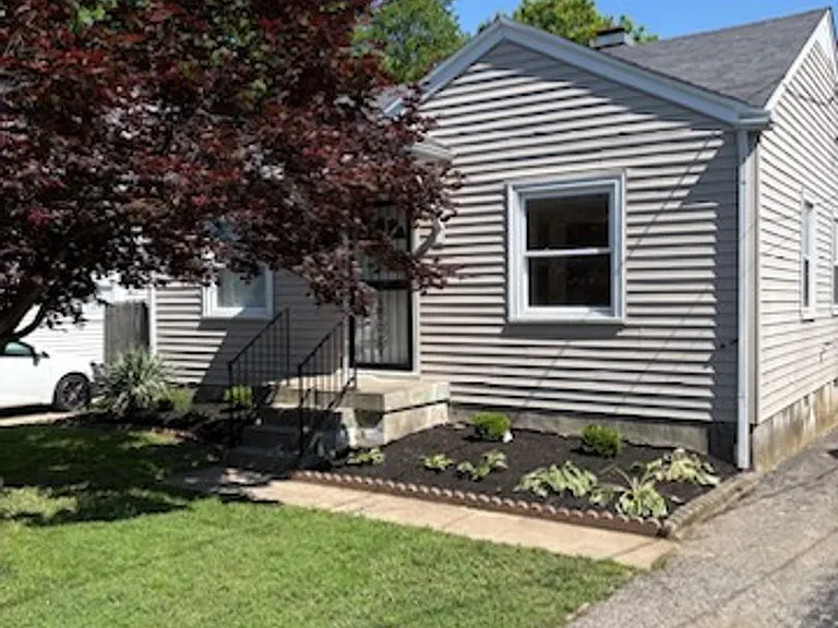 327 Inverness Ave — Photo 1