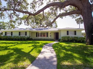 927 Tallowood Dr, Largo, FL 33770