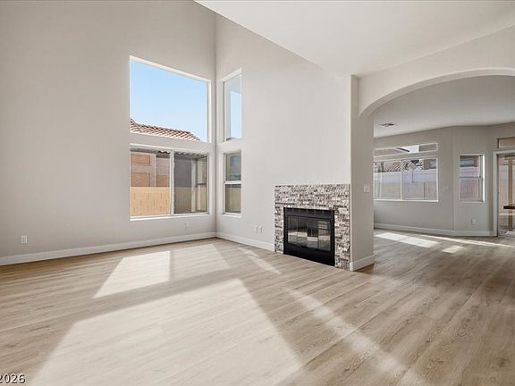 4th image of 6669 Buckingham Dr
