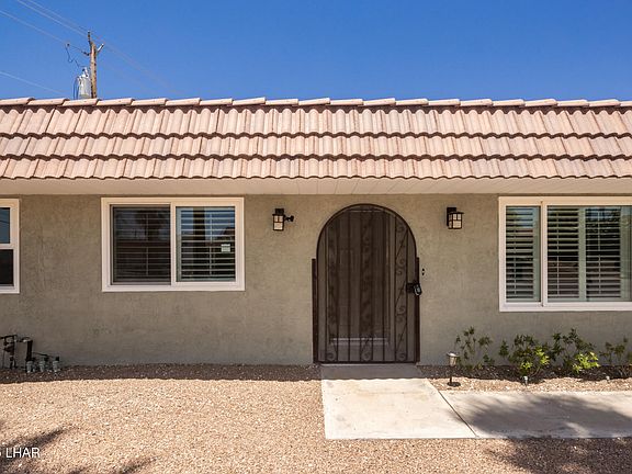 3rd image of 2245 Cosnina Dr