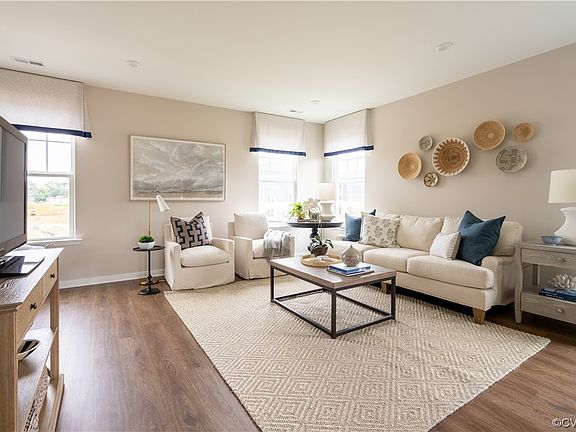 4th image of 2121 Blossom Trail Ave #D-4