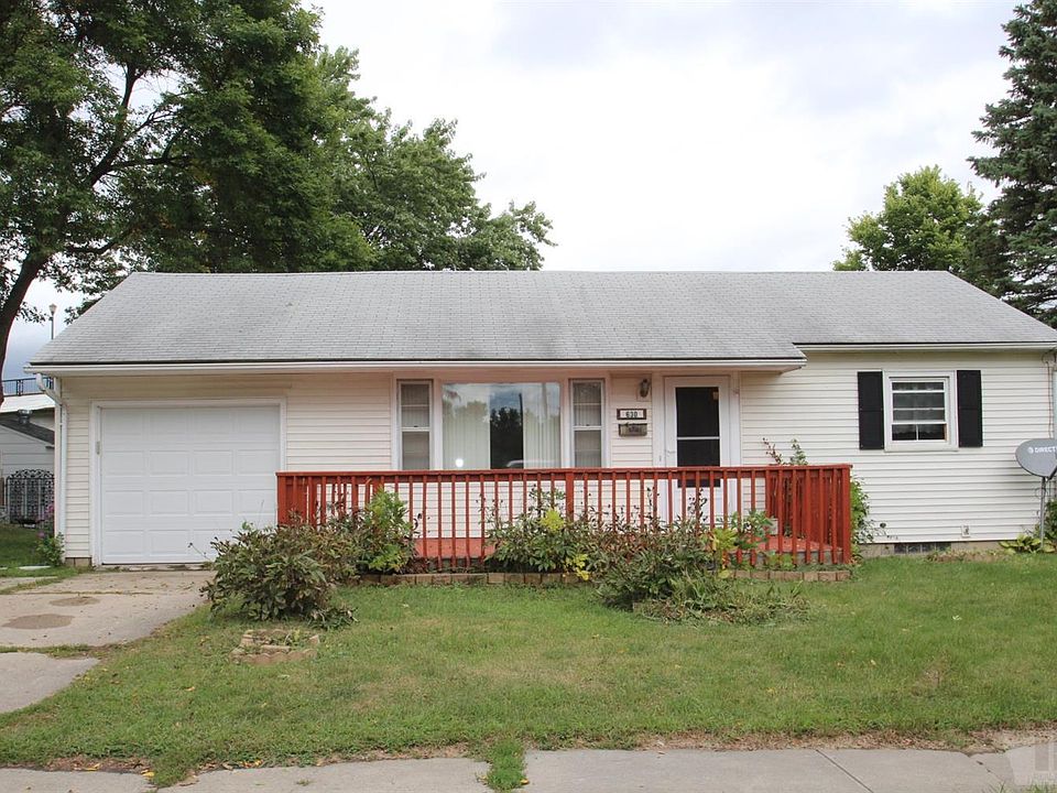 1st image of 630 11th St NW