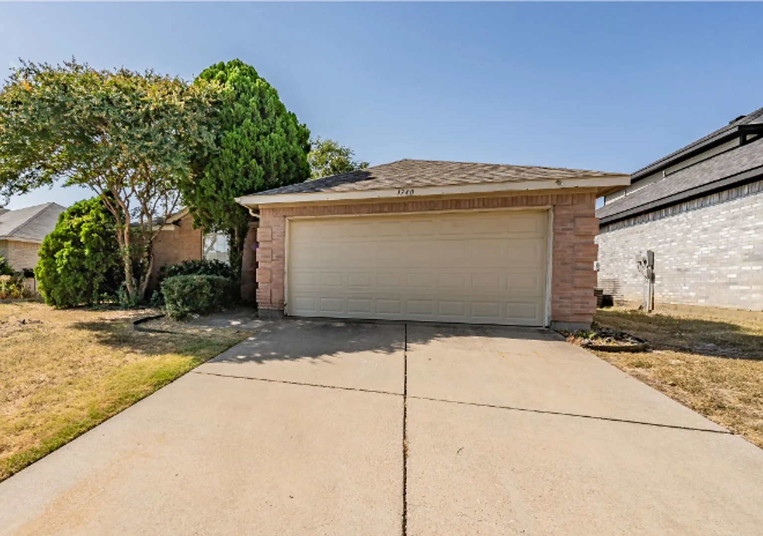 Charming 3/2/2 in N. Fort Worth with EMISD Schools & no HOA! 1740 Cedar Tree Drive, Fort Worth, T... — Photo 3