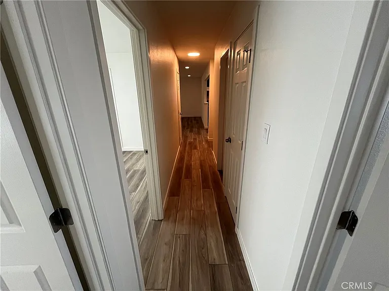 525 Twilight St — Photo 31
