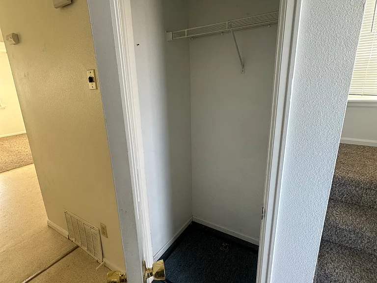 Baltimore apartments — Photo 14