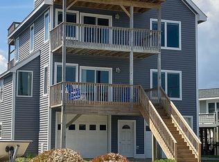 103 McCleod Ave, Topsail Beach, NC 28445