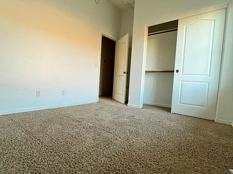 718 S Beck Ave — Photo 10