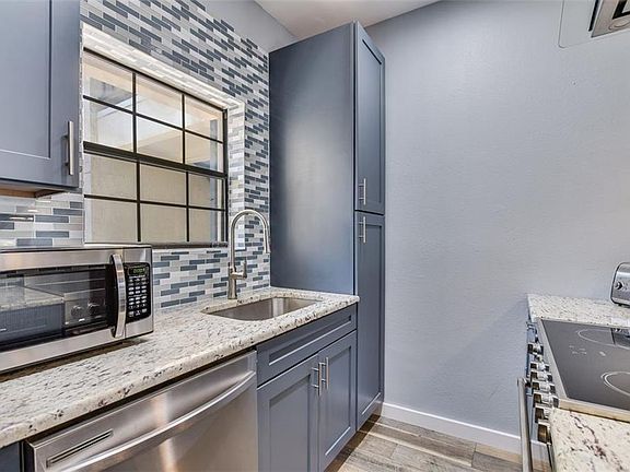 3rd image of 1908 San Antonio St APT 213