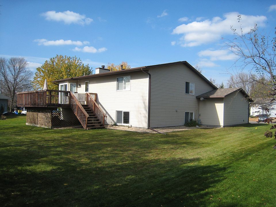 2nd image of 1164 Lincoln Ct
