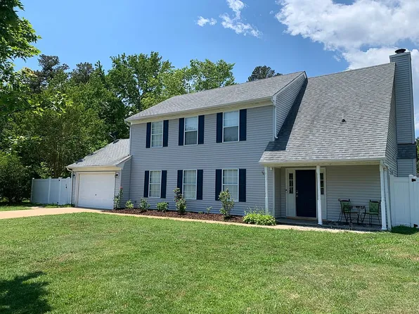 2405 Lillipond Ln, Virginia Beach, VA 23456