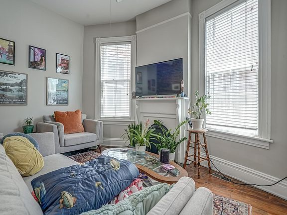 3rd image of 2315 Hanover Ave #2
