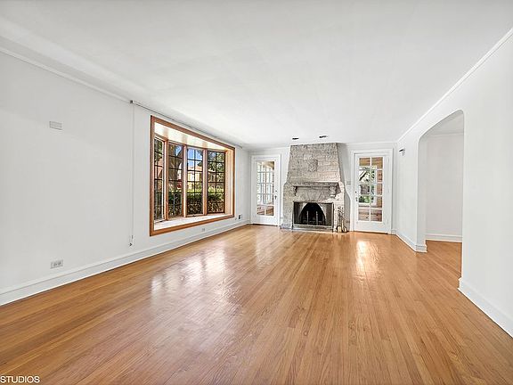 Living Room with Fireplace