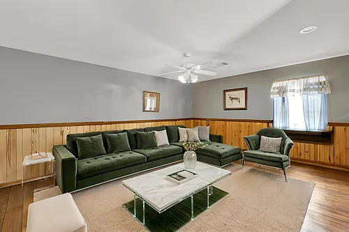 3310 Darby Ln #1 Photo 1
