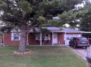 689 Wischer Dr, Taylor Mill, KY 41015