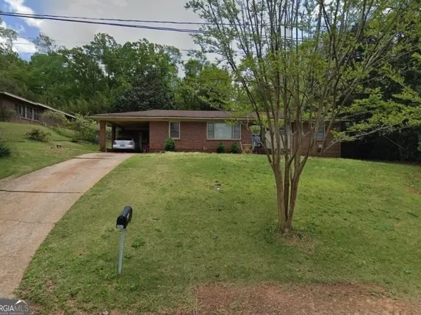 3942 Commander Dr, Columbus, GA 31903