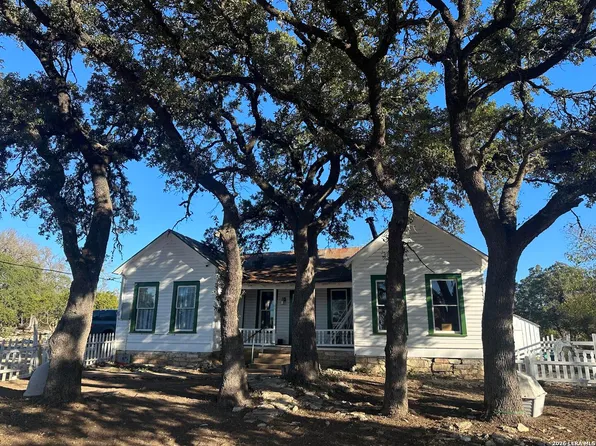 543 Narrows, Blanco, TX 78606