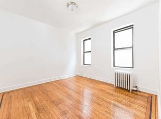 2465 38th St APT 2B, Long Island City, NY 11103