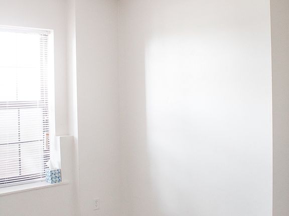 3rd image of 112 E Wood St #16