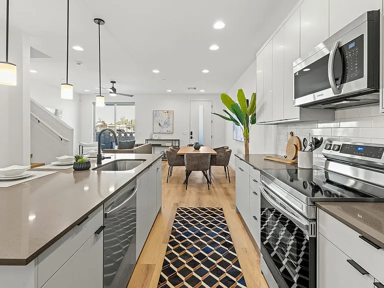 Canopy at The Trails Townhomes — Photo 2