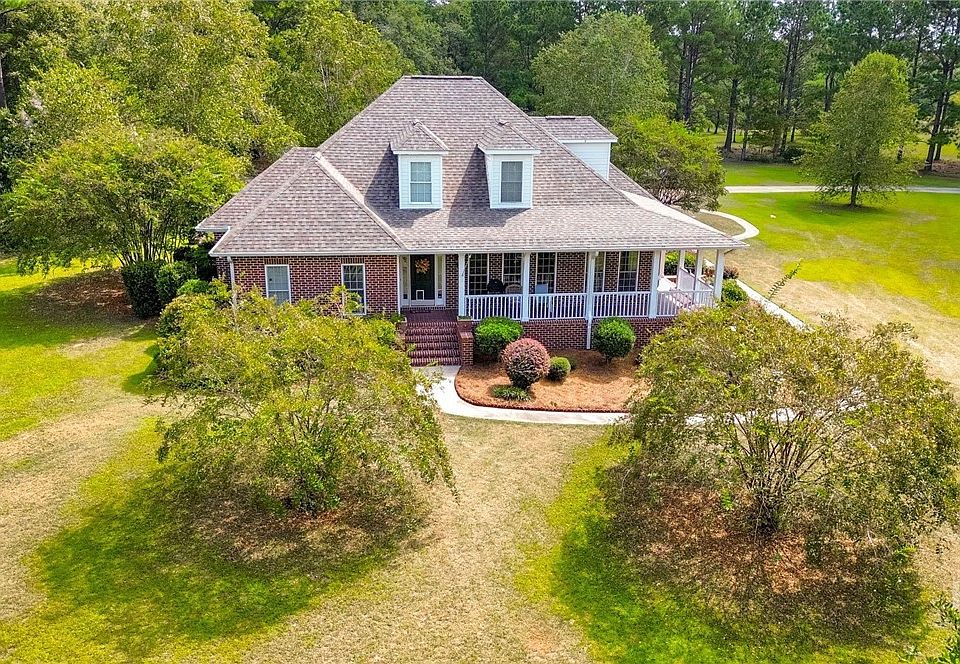 1st image of 401 Magnolia Bluff Road