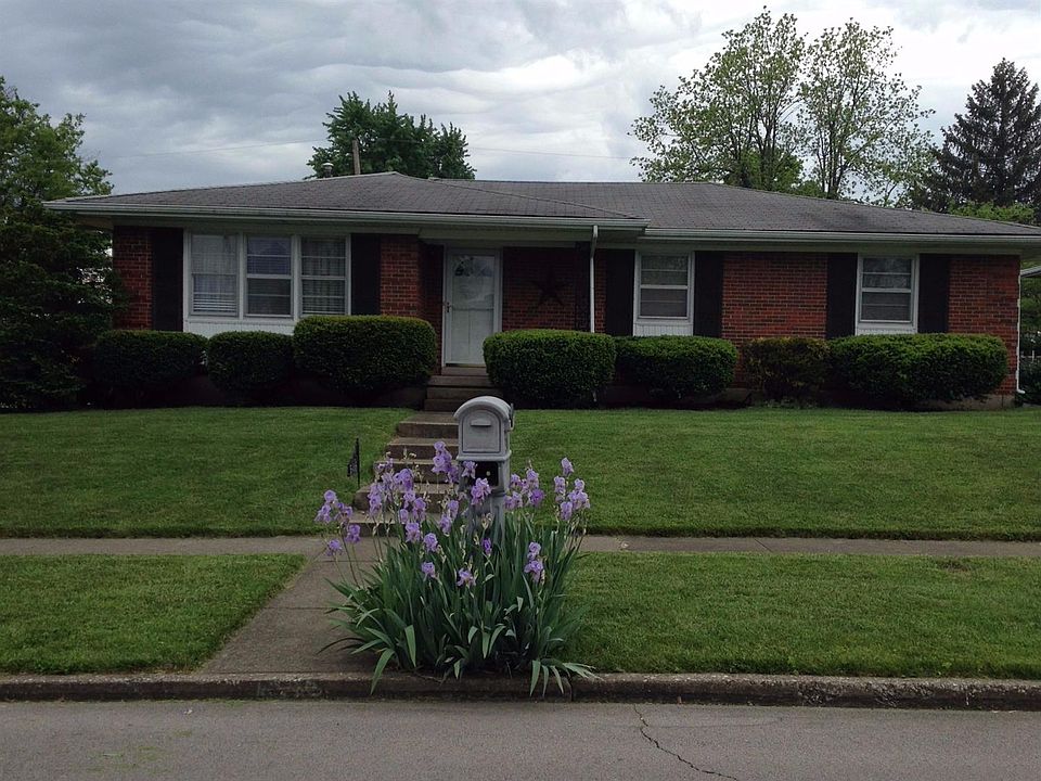 1st image of 546 Stonehaven Dr
