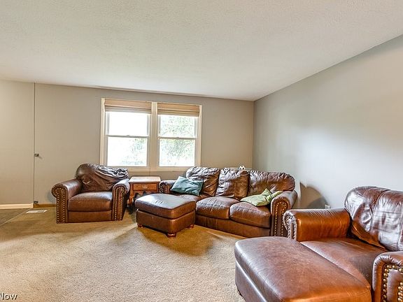 4th image of 8792 Melody Ln