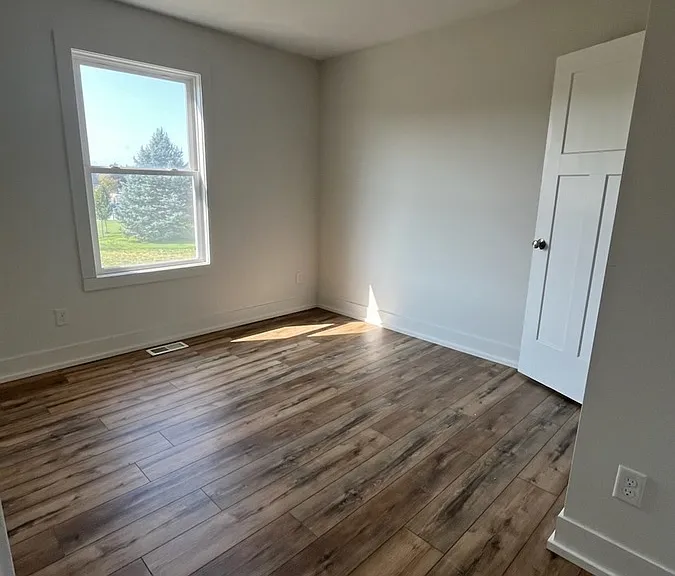 3228 Babylon Rd — Photo 4