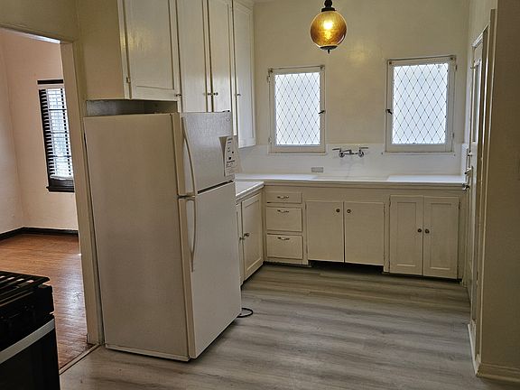 5th image of 411 N Spaulding Ave #1A