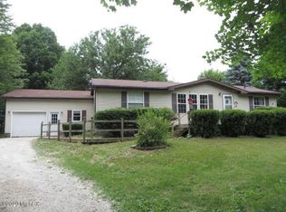 7433 W Orchard Cir, Fremont, MI 49412